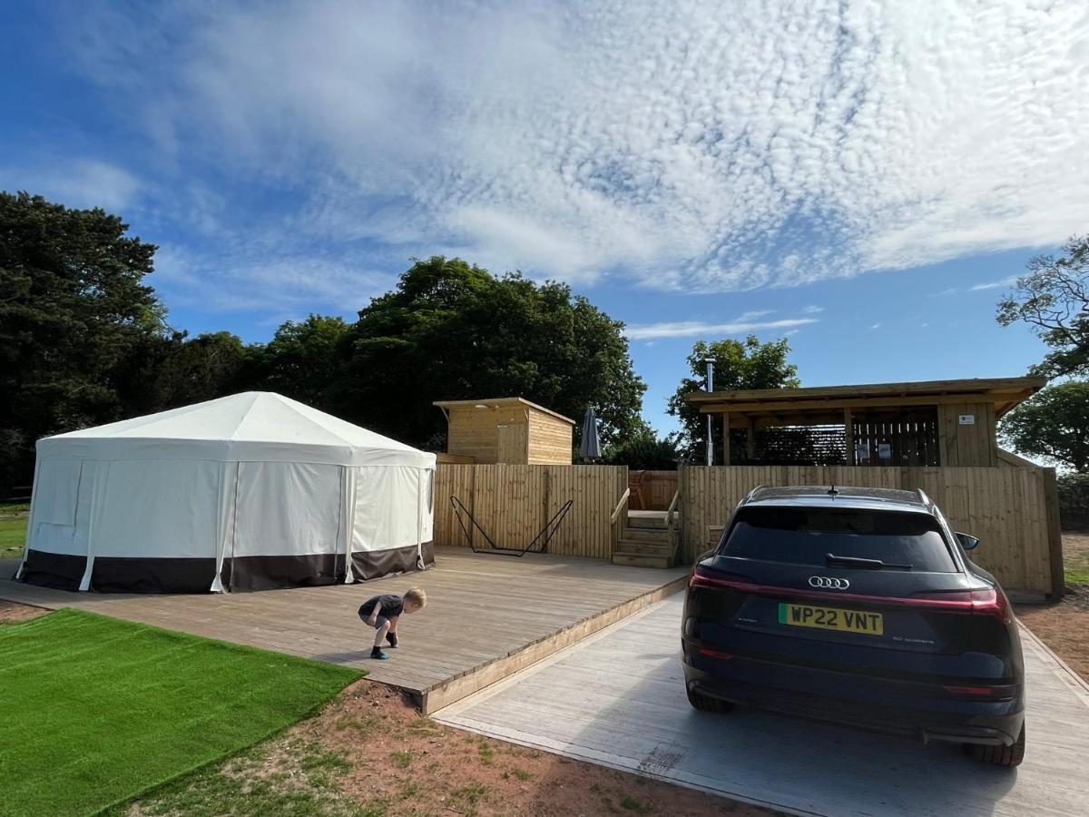 Dukeries Retreat Hotel Retford Exterior photo